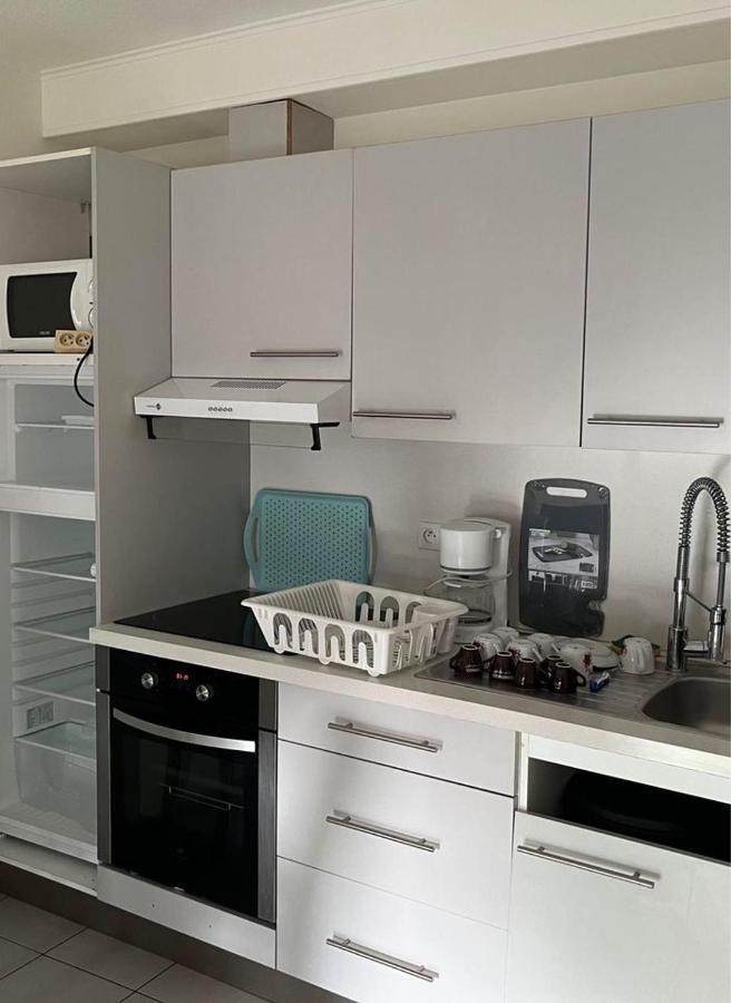Superbe Appartement Au Bord De Plage Cros De Cagnes Eksteriør billede